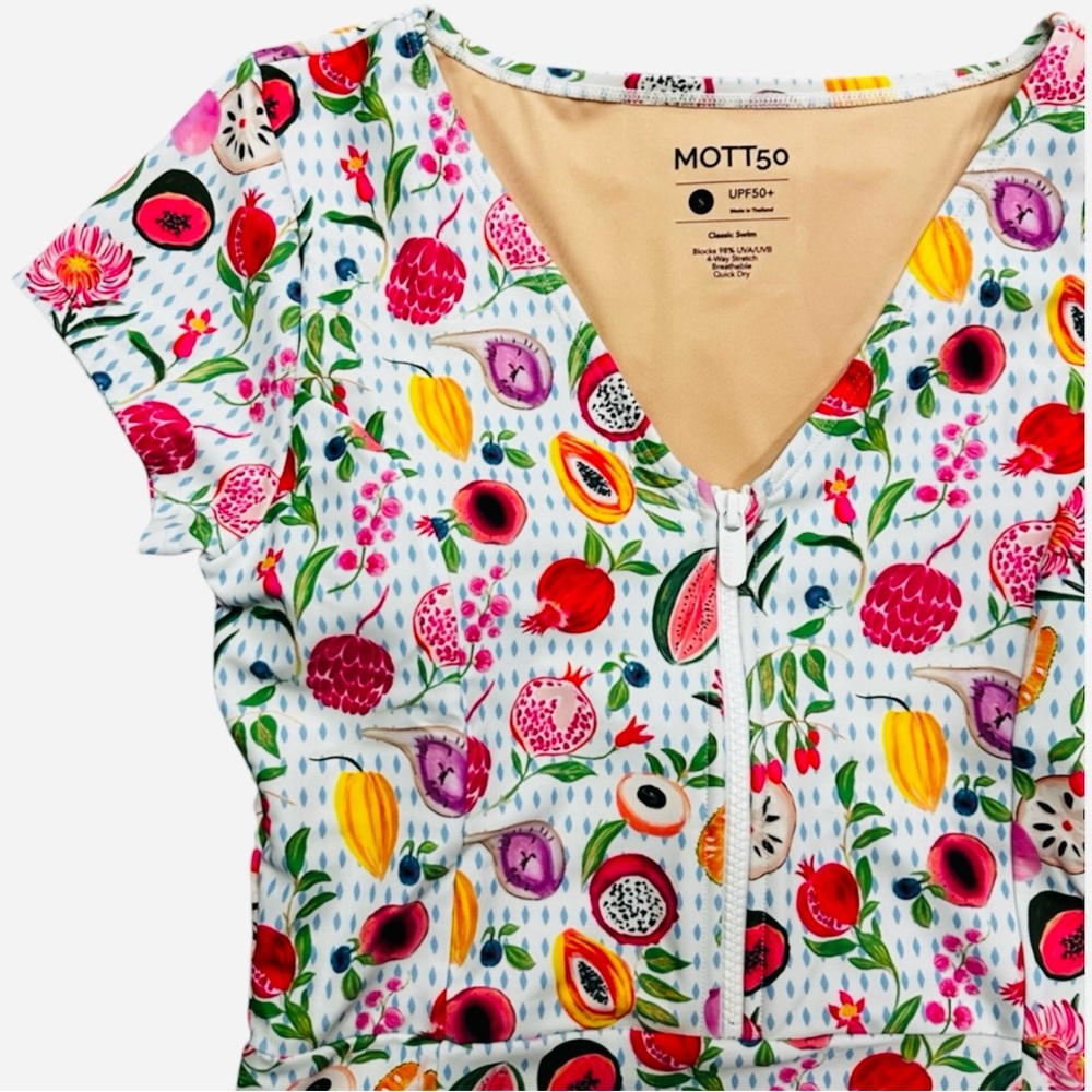 Resort Rare‼️NWOT Mott50 Fruit Print Short Sleeve and Half Zip Bodysuit - Picture 5 of 6